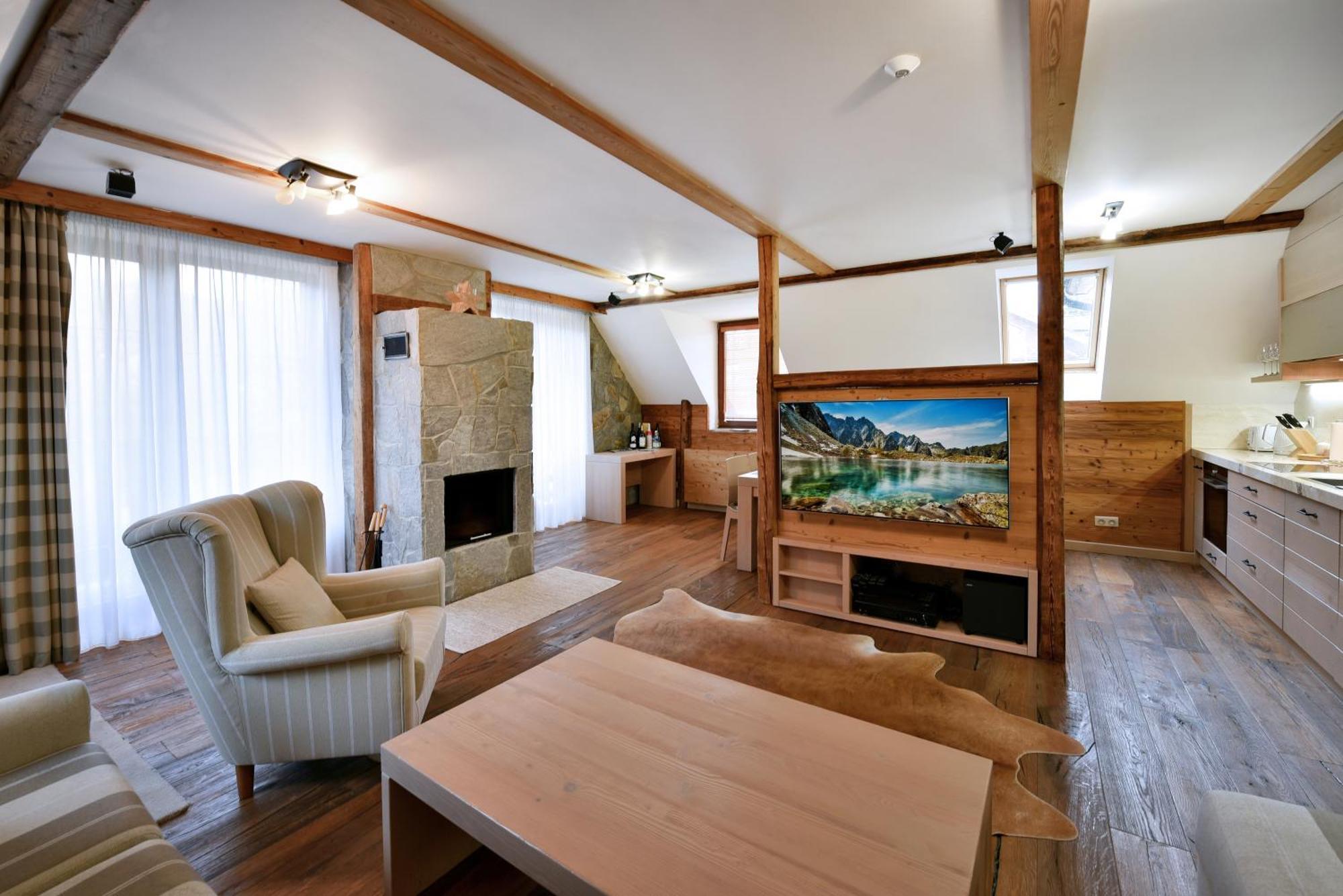 Aplend Hotel Kukucka Tatranská Lomnica Exteriör bild